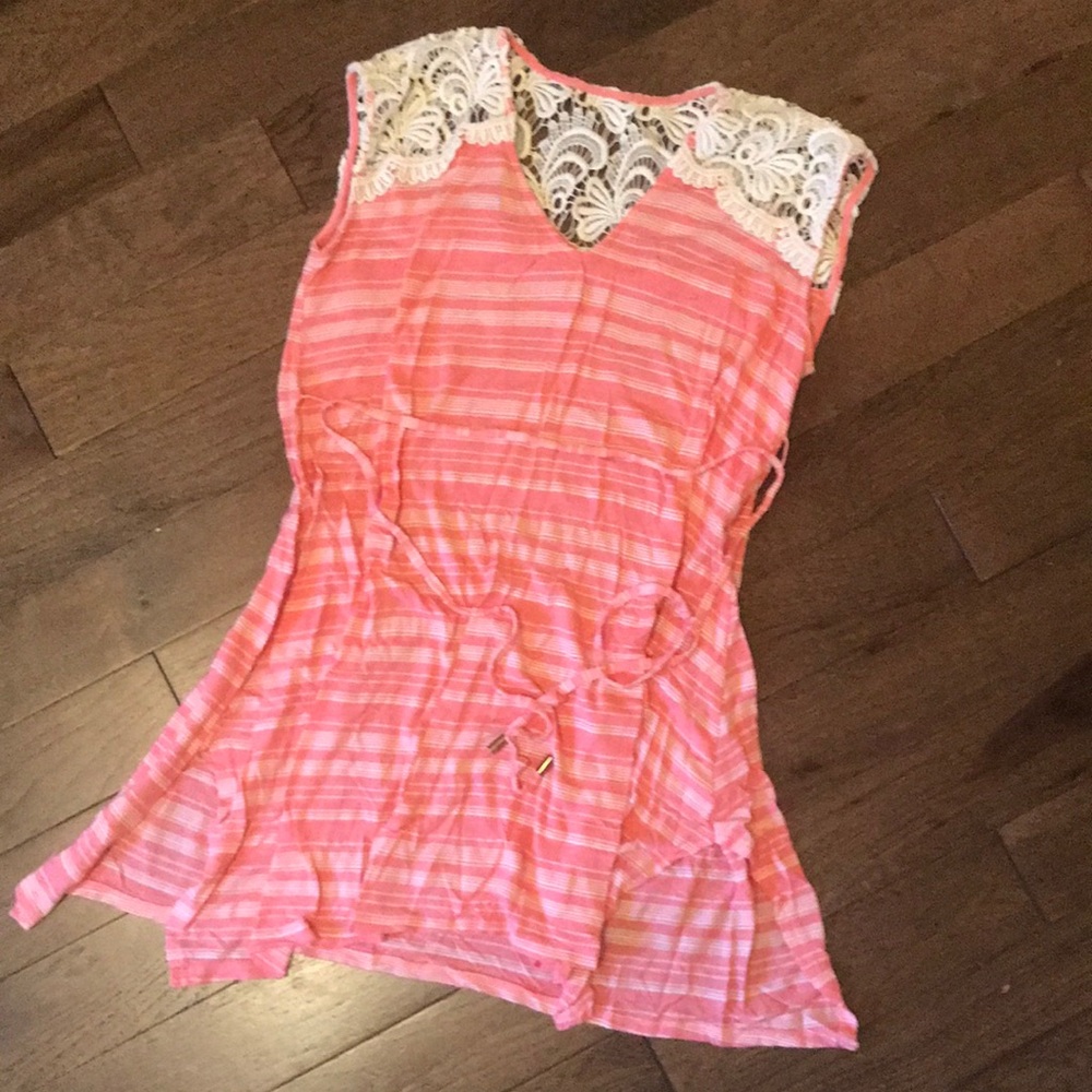 Jessica Simpson Maternity Small sleeveless coral striped tunic with lace detail